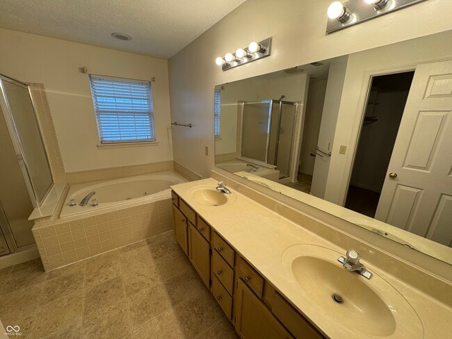 Building Photo - 5632 Rains Ln