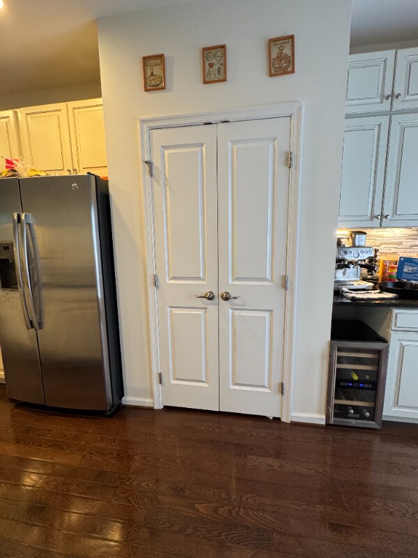 Building Photo - 721 Bender Rd