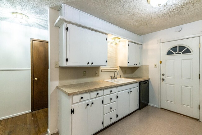 Building Photo - 5506 37th St