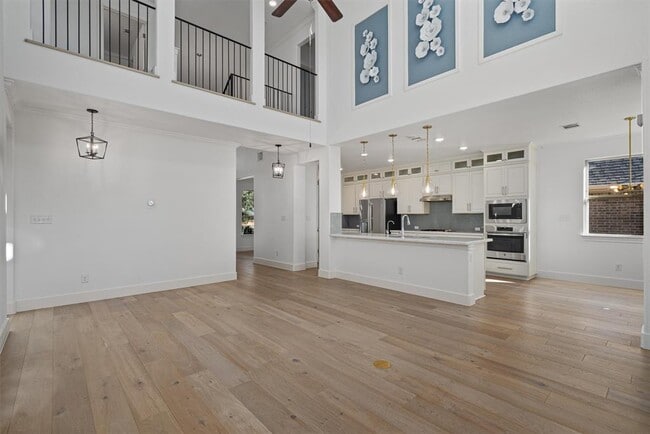 Building Photo - 5049 Veranda Ter