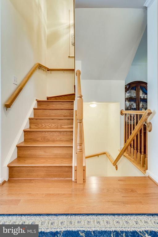 Building Photo - 6328 Dunman Way