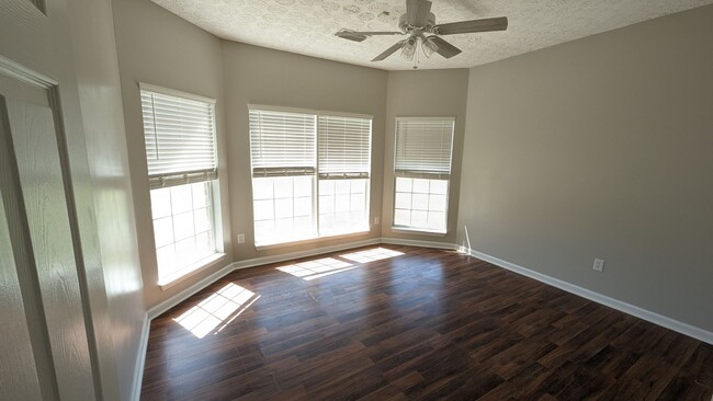 Building Photo - 3 BED 2 BATH located in Elberta