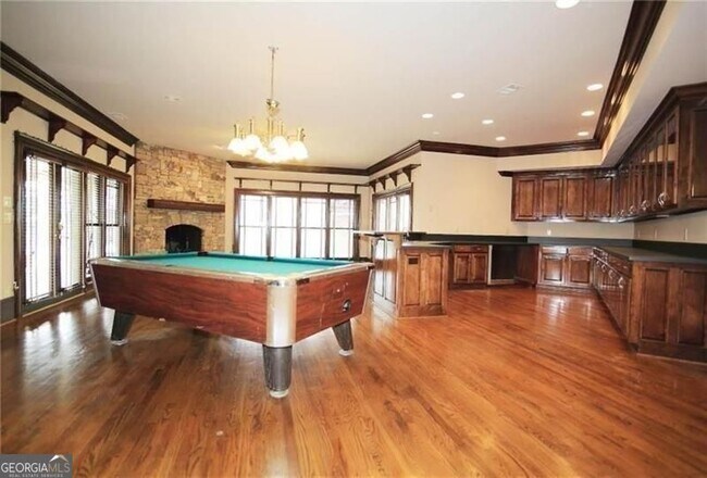 Building Photo - 2737 Tarva Pl