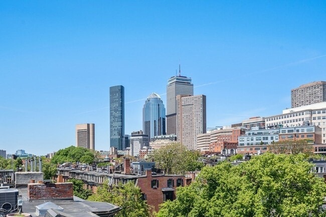 Building Photo - 48 Appleton St