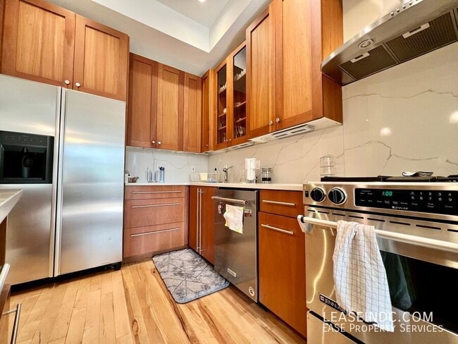 Building Photo - 1433 R St NW