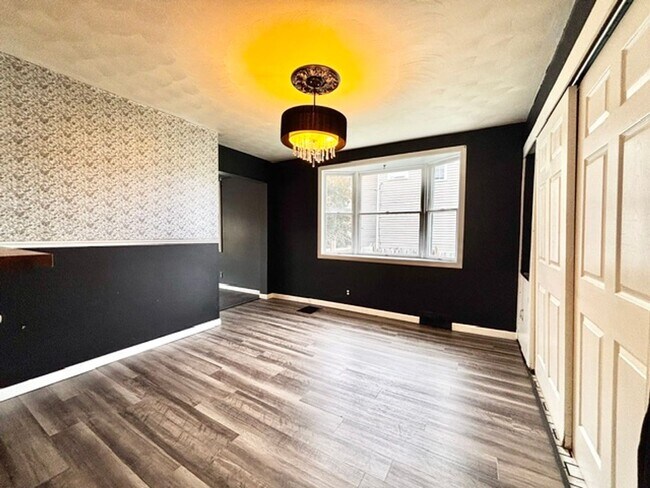Building Photo - 3 bedroom 1 bath House for rent Greensburg, PA