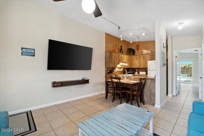 Building Photo - 5807 Sunset Ave