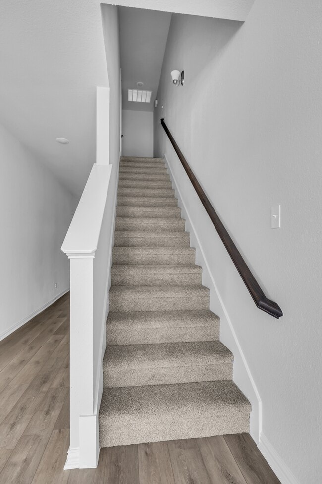 Building Photo - 6915 Yellow Hammer Wy