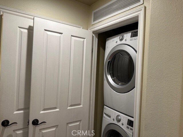 Building Photo - 12975 Agustin Pl