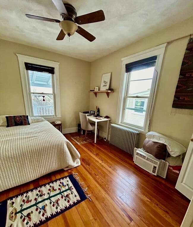 Building Photo - 11 Heath St