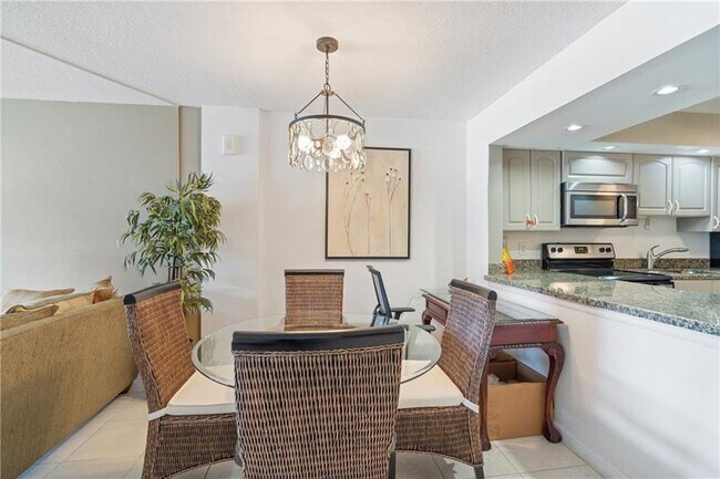 Building Photo - 4500 N Federal Hwy