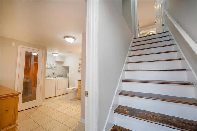 Building Photo - 5997 Warpath Rd