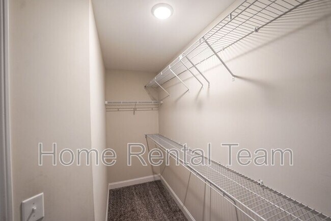 Building Photo - 87 Hammock Dr