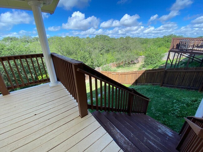 Building Photo - Move In Ready Home in Wolf Creek!