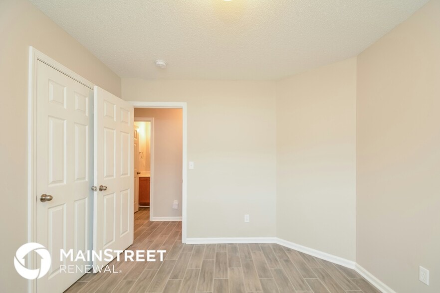 Building Photo - 511 Cotton Ave