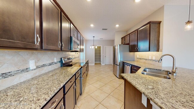 Building Photo - 33 Eagles Nest Ln