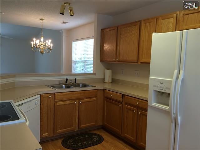 Building Photo - 144 Huntington Cir