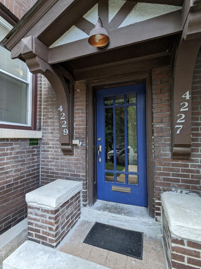 Building Photo - 4227 Botanical Ave