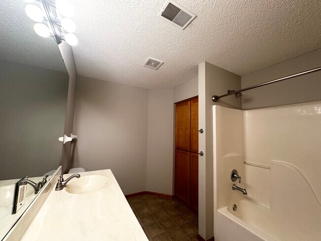 Building Photo - 12630 74th Ave N