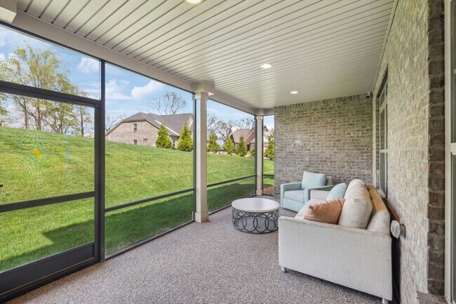 Building Photo - 1064 Callaway Dr