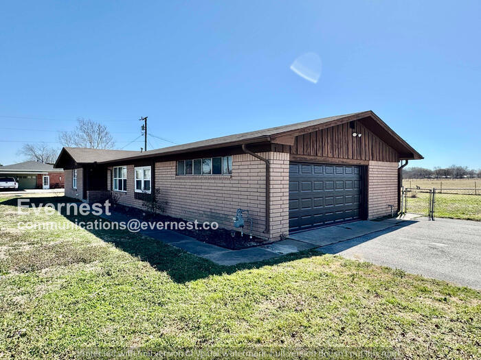 Building Photo - 12506 E 116th St N