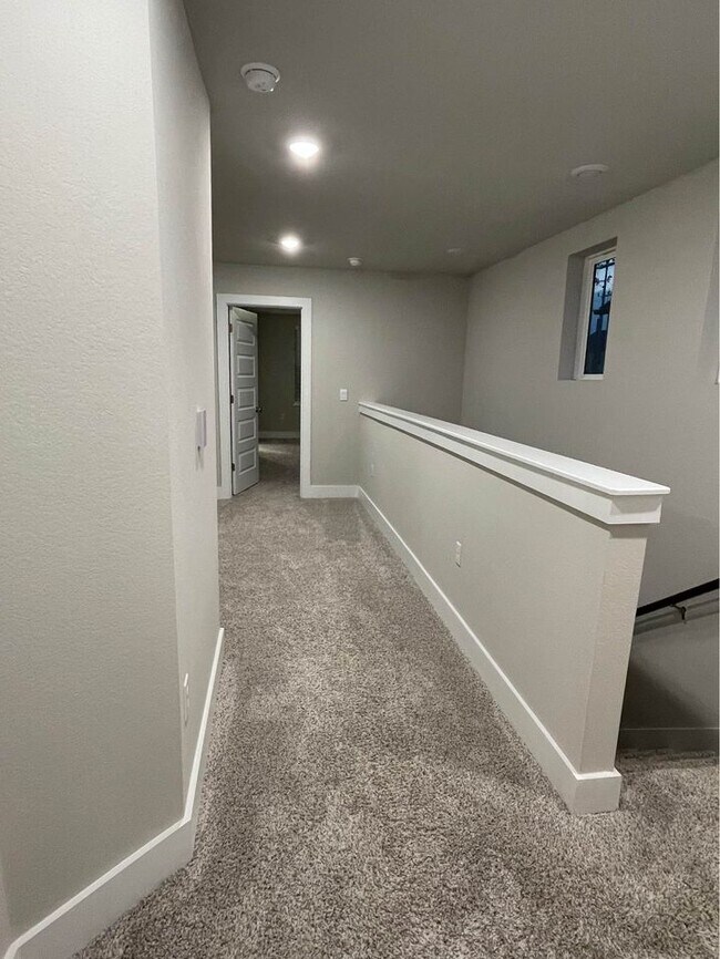 Building Photo - 7309 Travertine Spring Dr