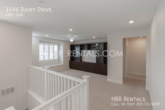 Building Photo - 1496 Dairy Dr