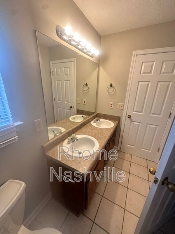 Building Photo - 1508 Chestnut Oak Dr