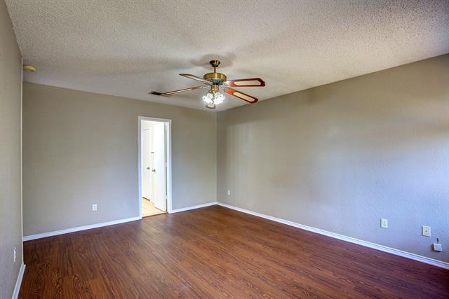 Building Photo - 8108 Spruce Valley Dr