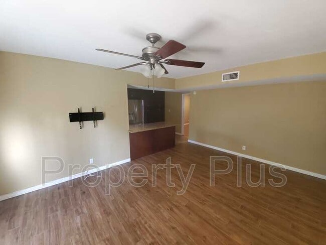 Building Photo - 5332 N 82nd St