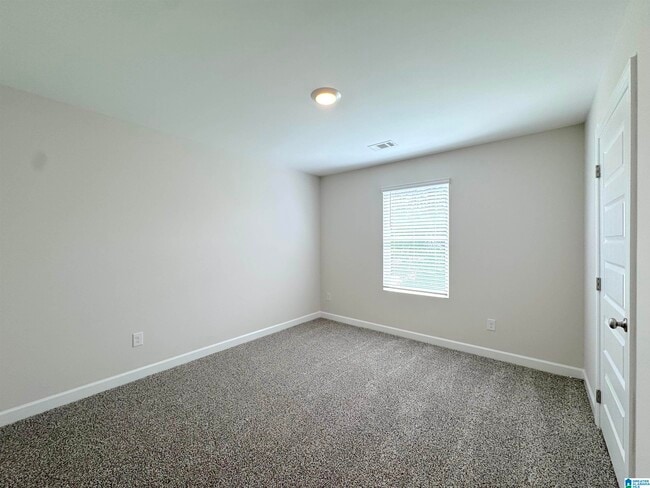 Building Photo - 1728 Windsor Hl Ln