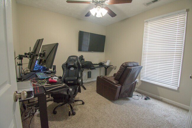 Building Photo - Coming Soon! 3 Bedroom 2.5 Bathroom- Large Fenced Yard Pets Okay!