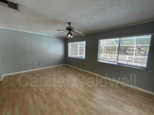 Building Photo - 12813 Starling Dr