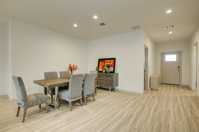 Building Photo - 3530 Ter Lndg Ct