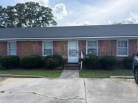 Building Photo - 2206 Candlewood Dr SW