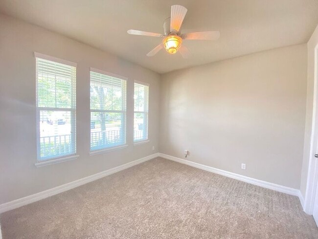 Building Photo - 8433 Corkfield Ave