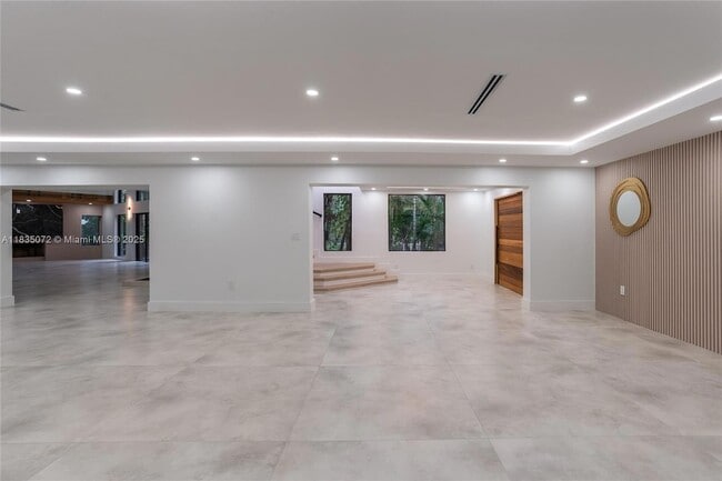 Building Photo - 6525 SW 133rd Dr