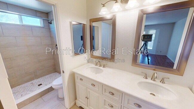 Building Photo - 14910 Conchos Dr