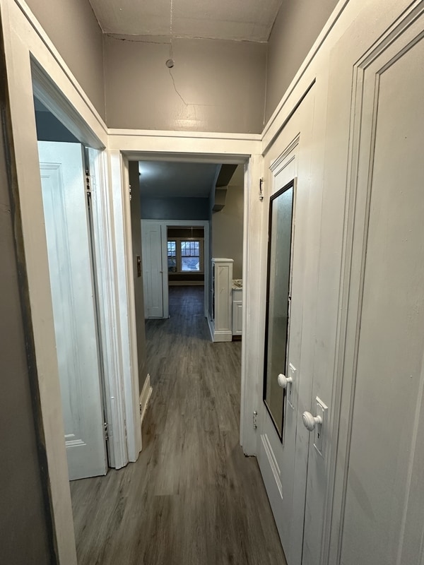 Building Photo - 1442 W 101st St