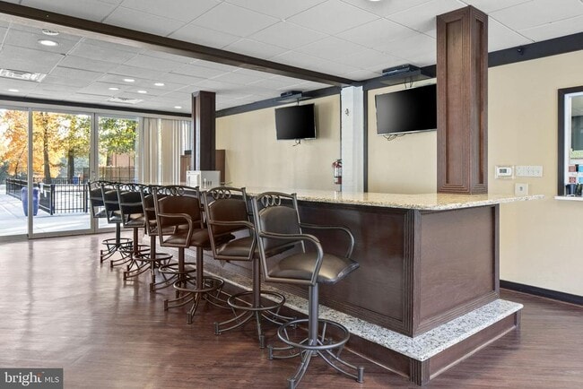 Building Photo - 3354 Woodburn Rd