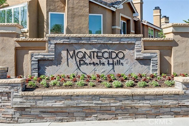 Building Photo - 28507 Klondike Dr