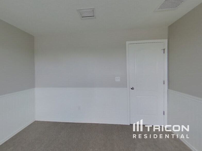 Building Photo - 6203 Trent Creek Dr