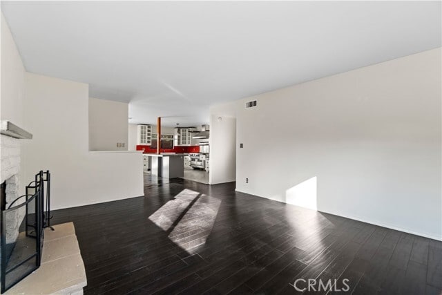 Building Photo - 4536 Maycrest Ave