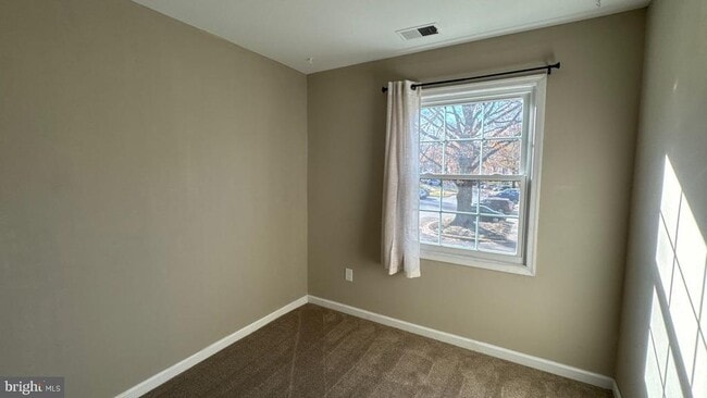 Building Photo - 1649 Forest Hill Ct