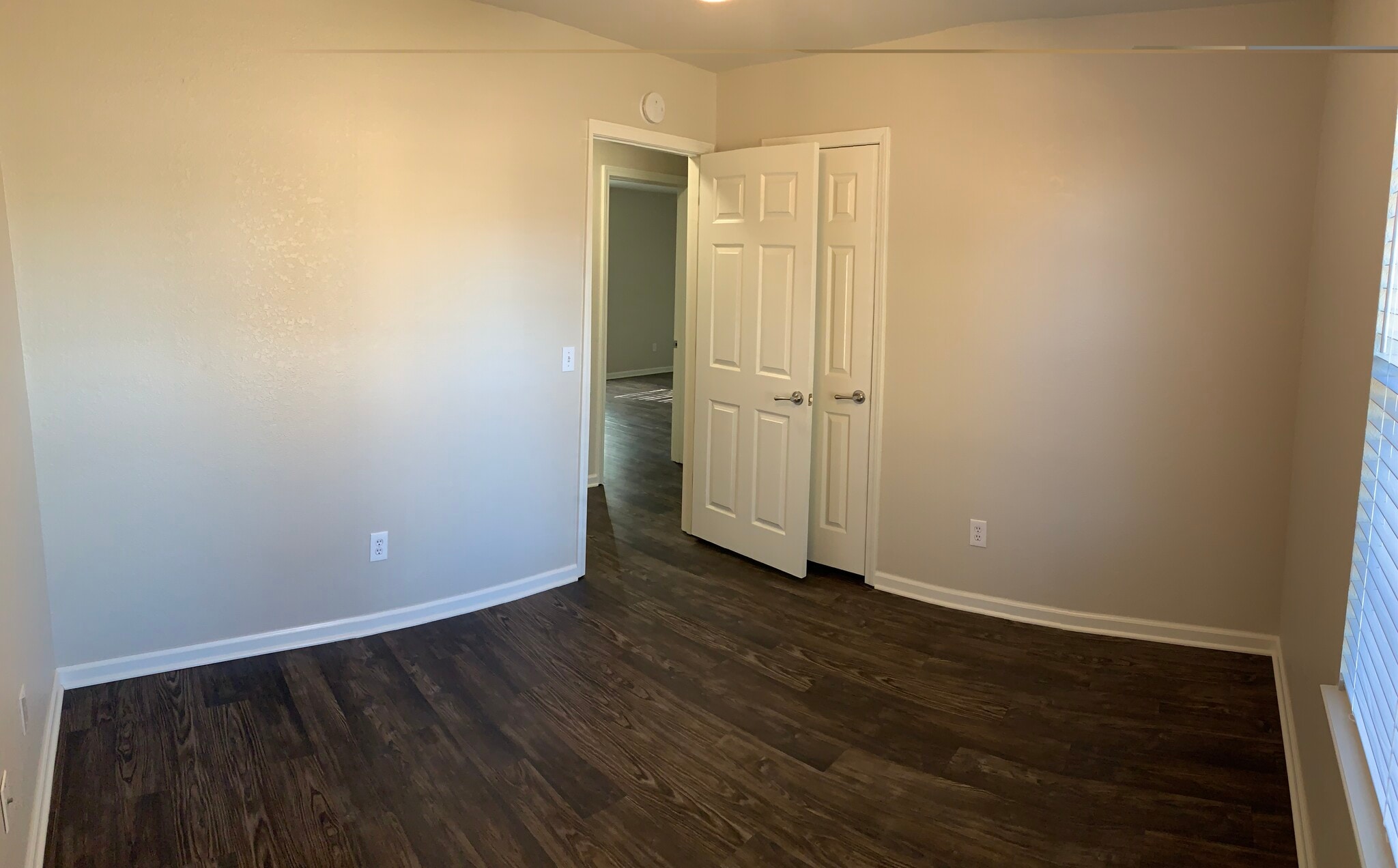 Building Photo - 1203 SE 22nd St