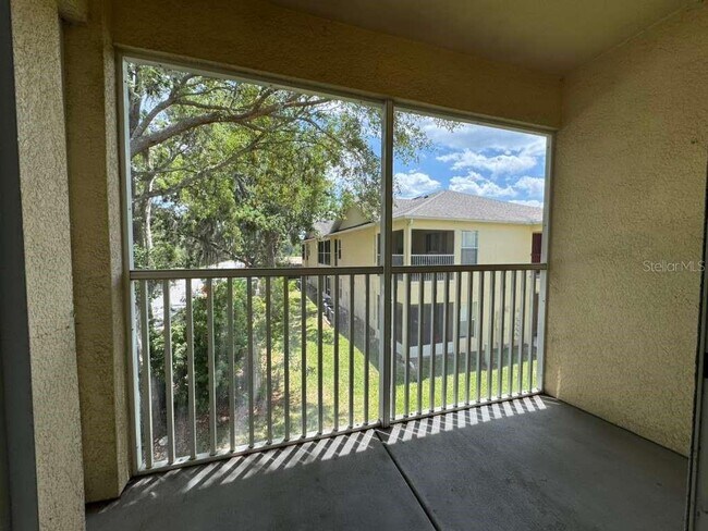 Building Photo - 2866 Club Cortile Cir