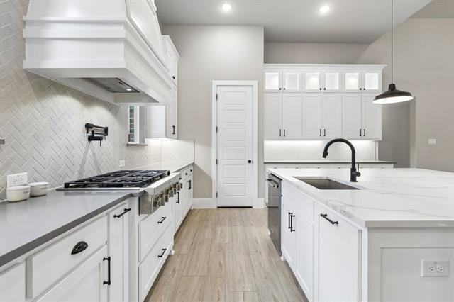Building Photo - 4630 Summerville Ln