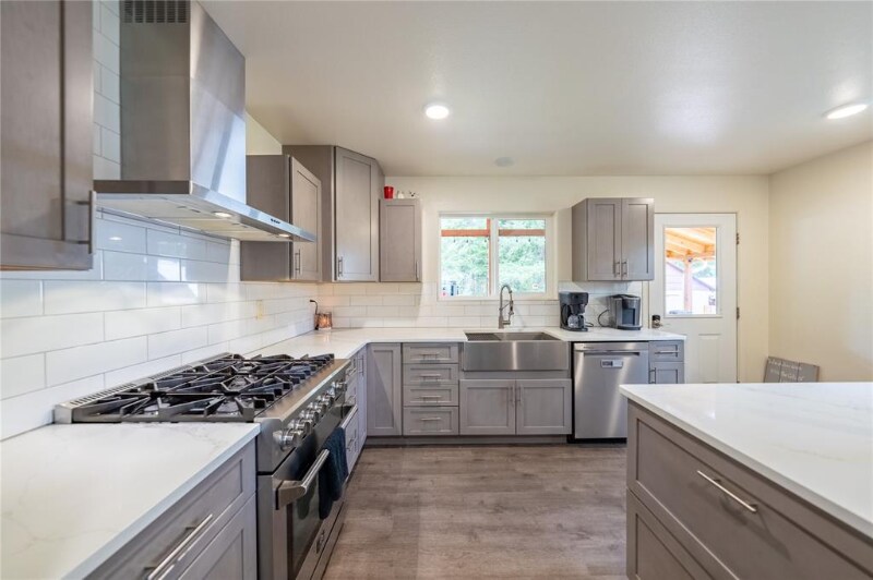 Building Photo - 568 Dome Mountain Ave