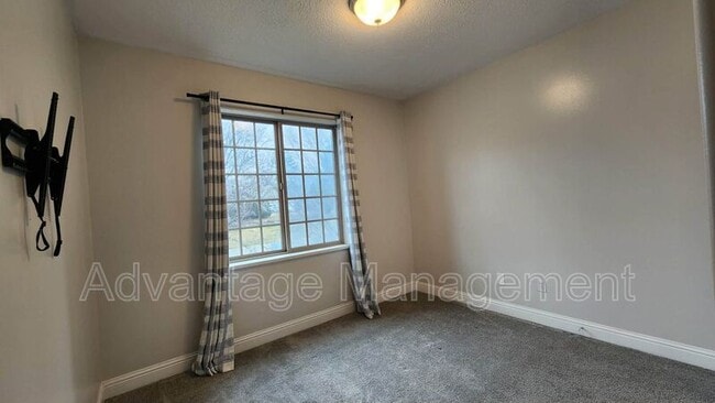 Building Photo - 203 N 1200 W