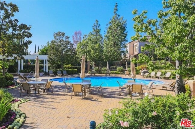 Building Photo - 2357 Brookshire Ln